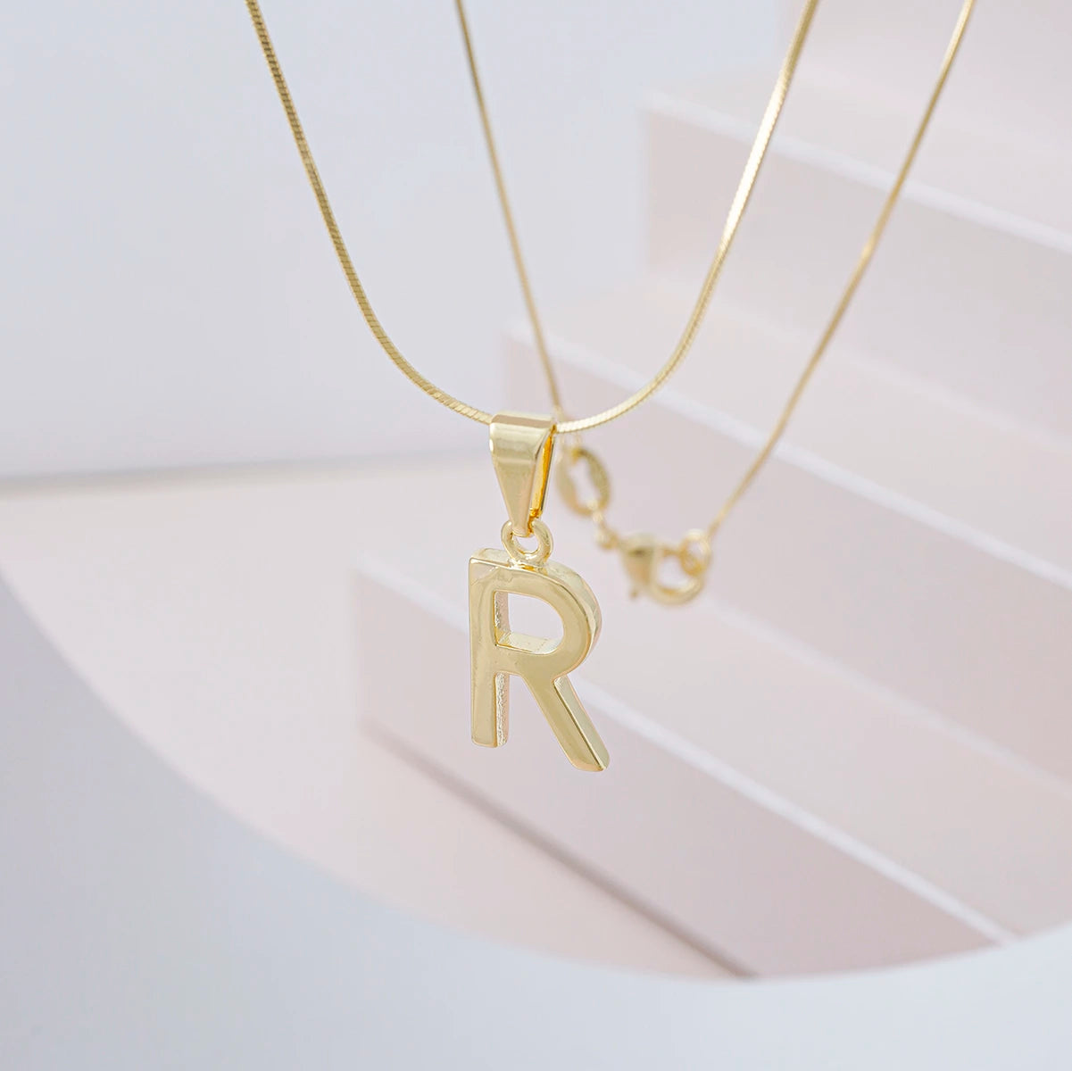 Dijes Letras R