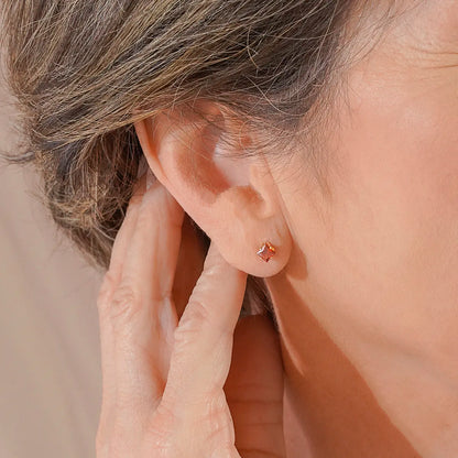 Aretes Topo Circon Cuadrado ROJO