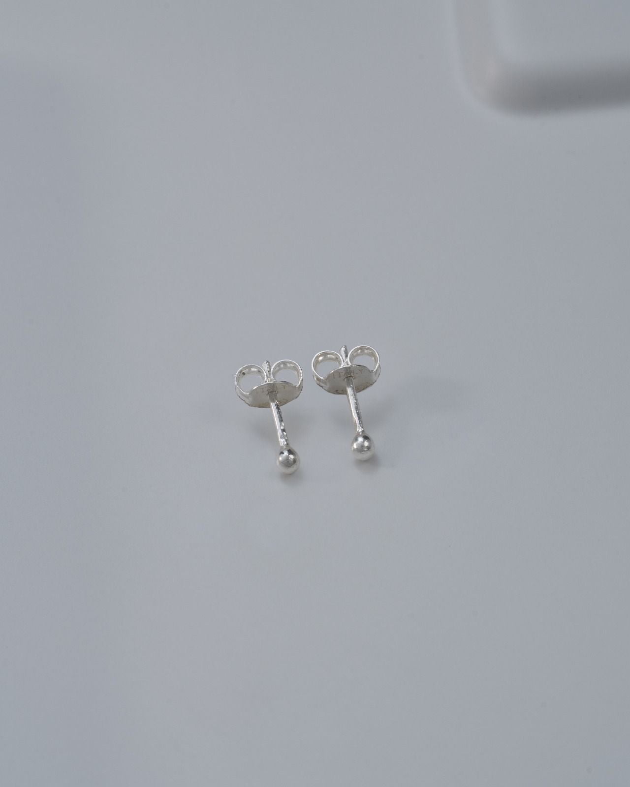 Aretes Topo Balin #2 en plata.