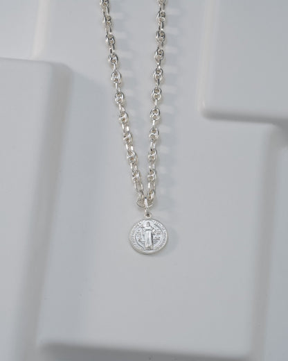 Dije San Benito 1,5 cms en plata