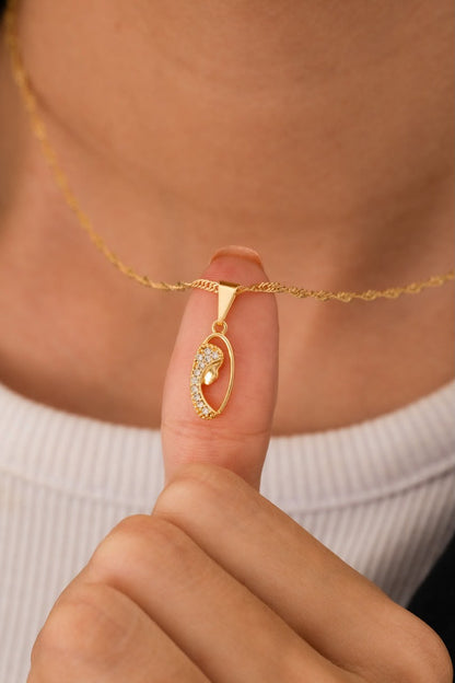 Dije Virgen Niña Cristal — Oro Laminado