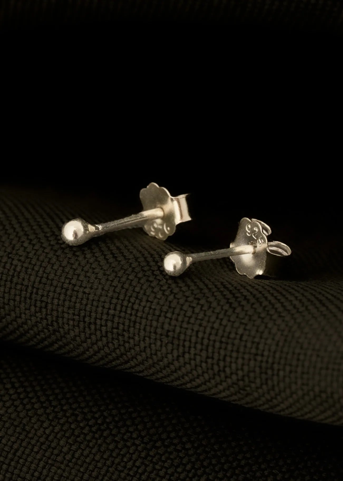 Aretes Topo Balin #2 en plata.